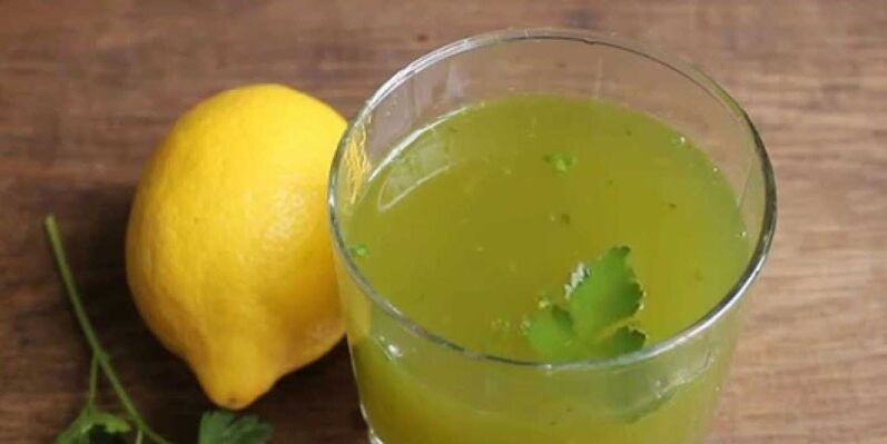 лимонний коктейль з петрушкою для схуднення